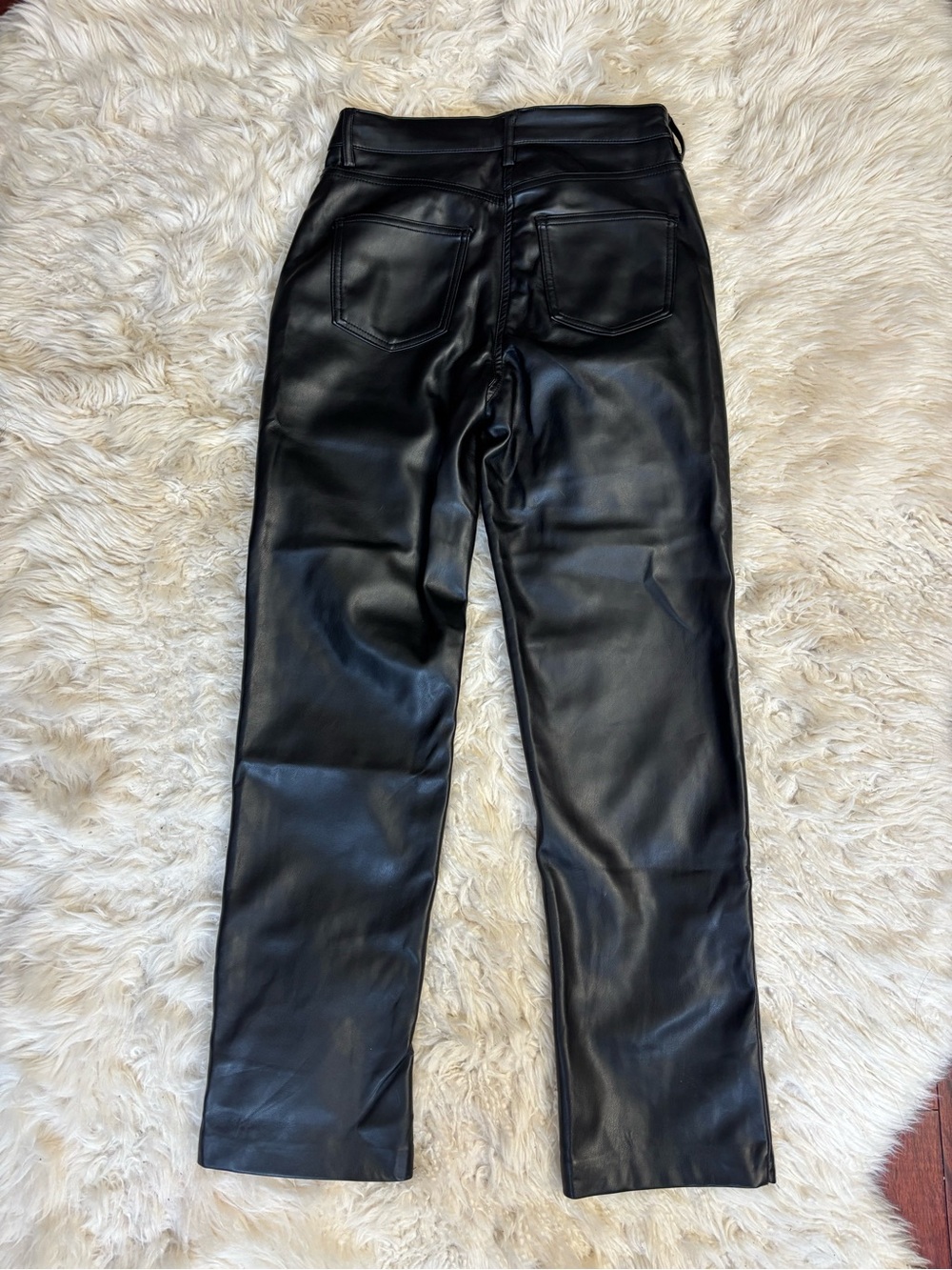 Pleather pants - Picture 2 of 3